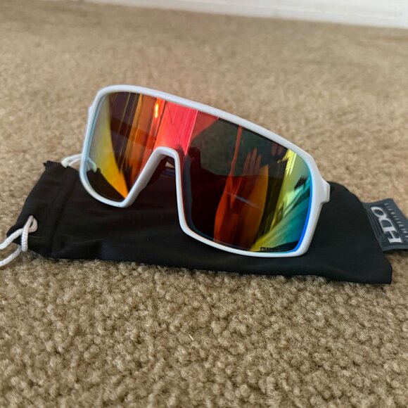 Oakley Other - ✨NEW✨ ( OO9406 ) Oakley Sutro PRIZM POLARIZED Black-White Matte Frame